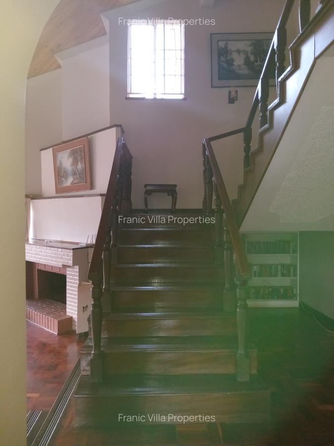 3 Bed House with En Suite at Runda - 13