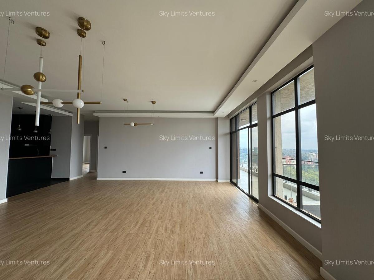 3 Bed Apartment with En Suite at Brookside Drive - 9