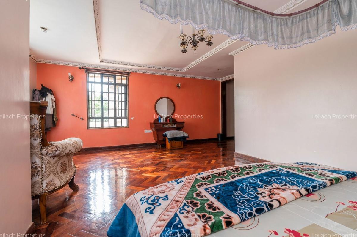 5 Bed House with En Suite in Karen - 6