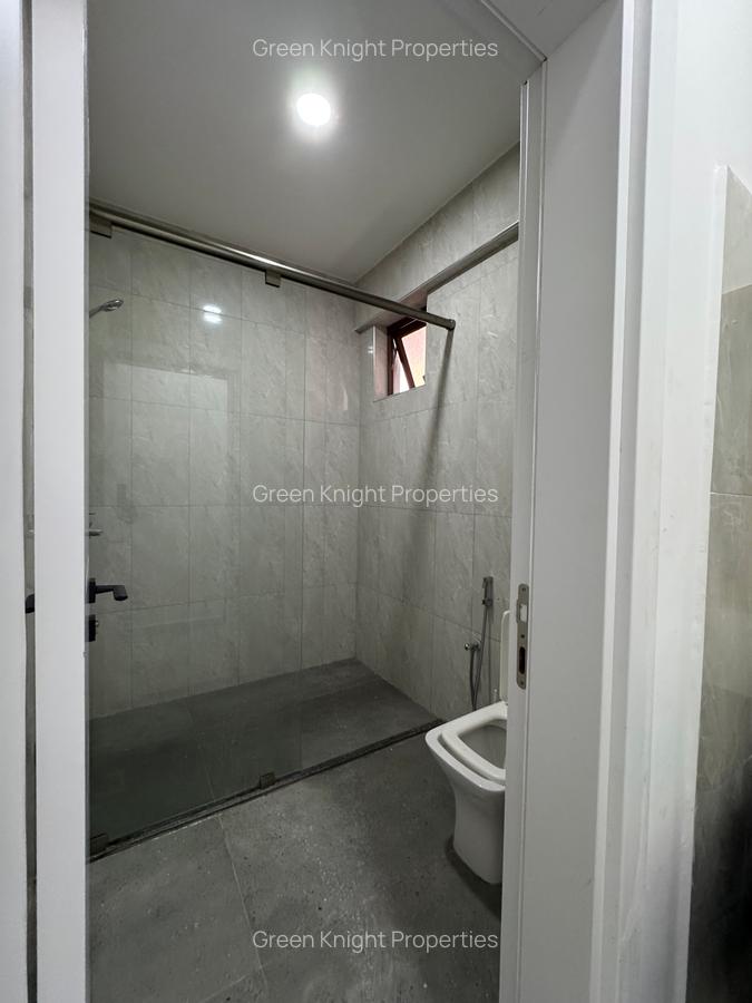 Serviced 3 Bed Apartment with En Suite in Nyali Area - 7