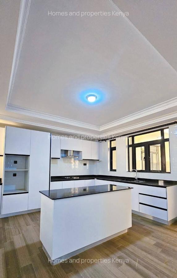 5 Bed Townhouse with En Suite at Mugutha - 5