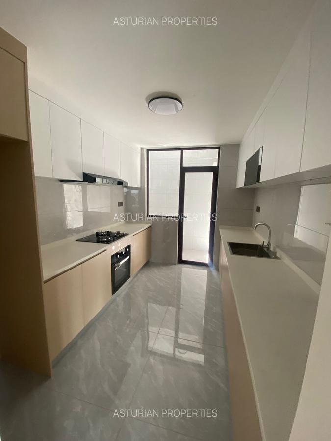 2 Bed Apartment with En Suite in Riverside - 14