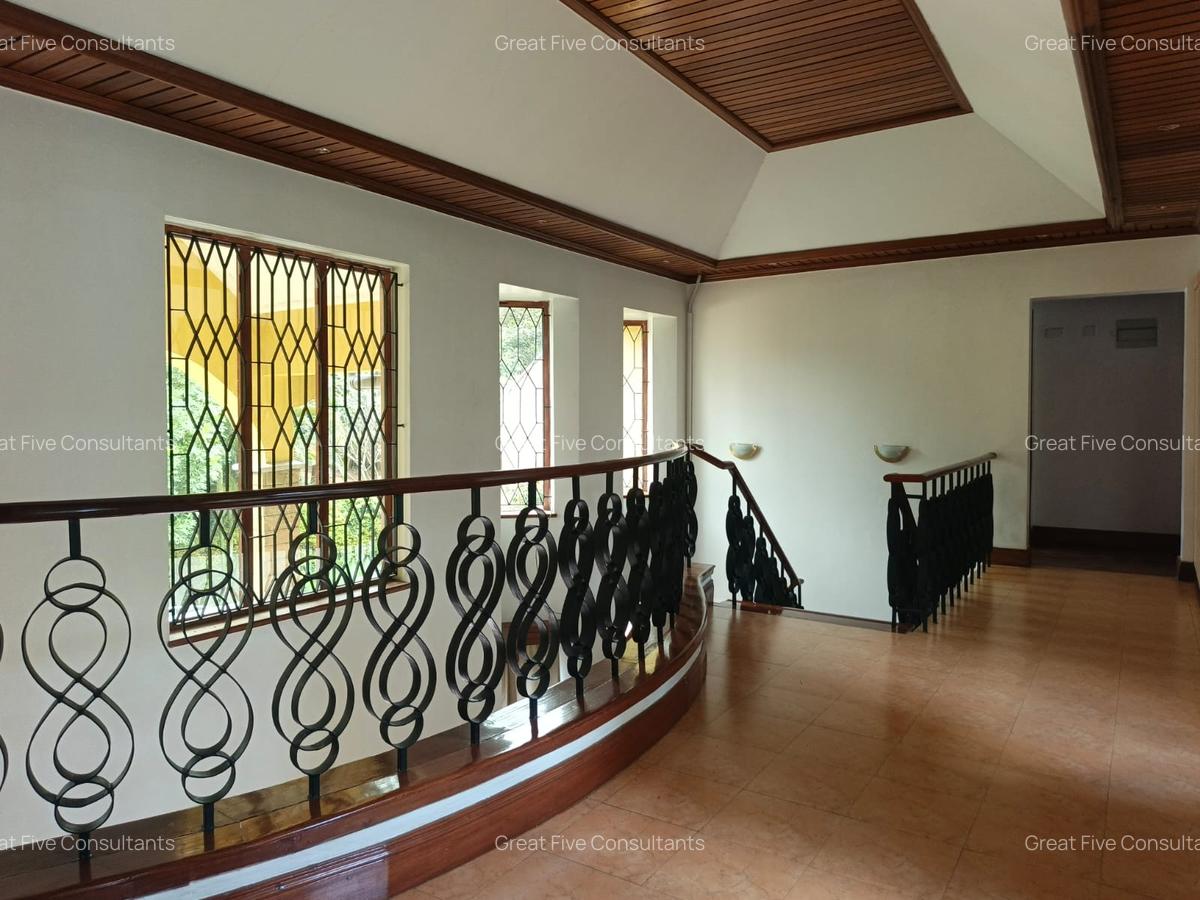 4 Bed Villa with En Suite in Runda - 10