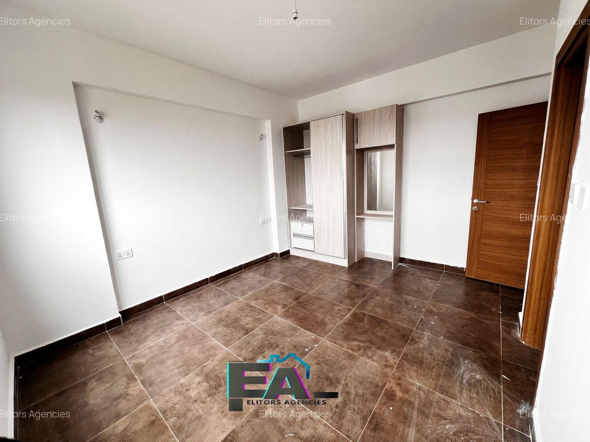 3 Bed Apartment with En Suite at Lantana Road - 9