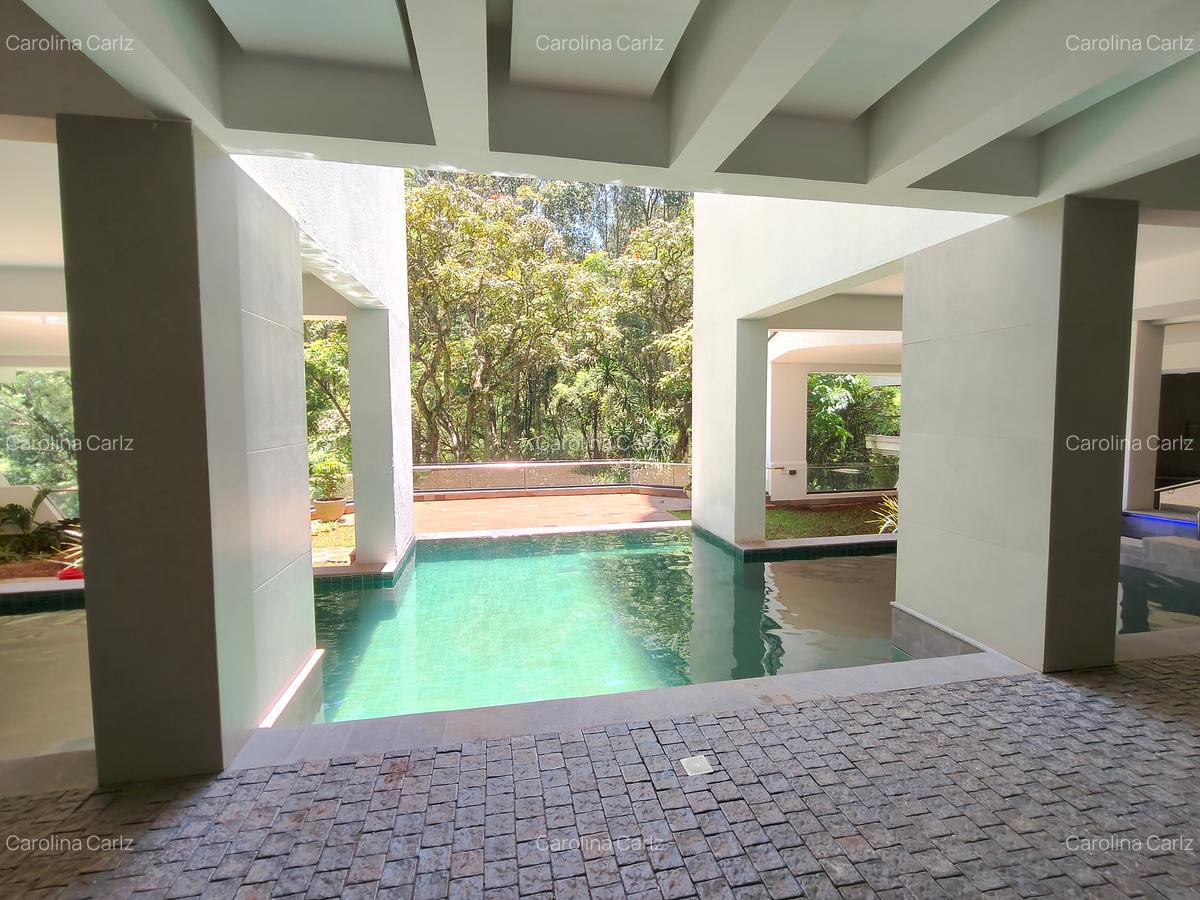 3 Bed Apartment with En Suite at Peponi Road - 15