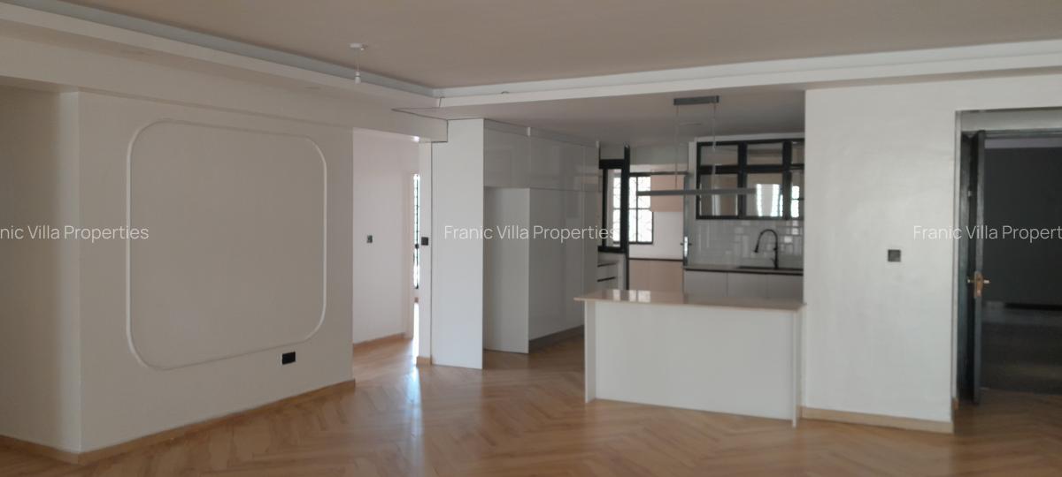 4 Bed Apartment with En Suite at Parklands - 1
