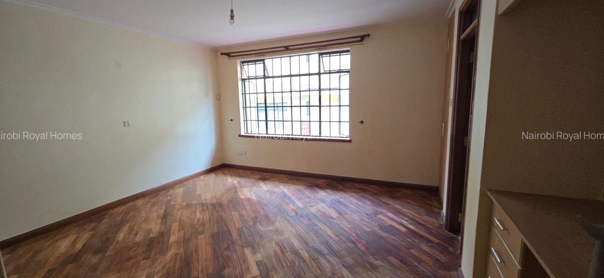 4 Bed Townhouse with En Suite at Convent Drive - 13