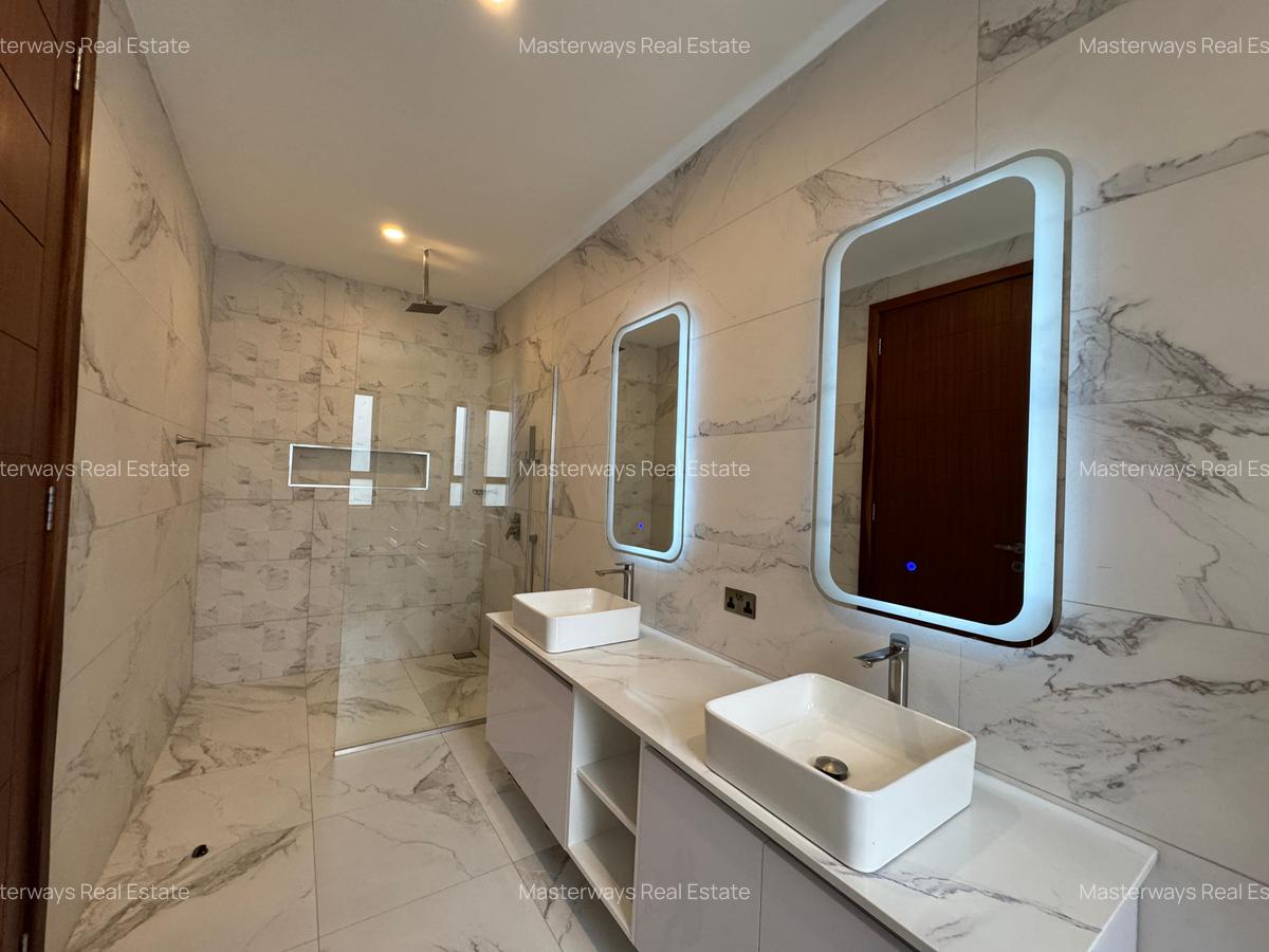 4 Bed Villa with En Suite at Ndege Road - 14
