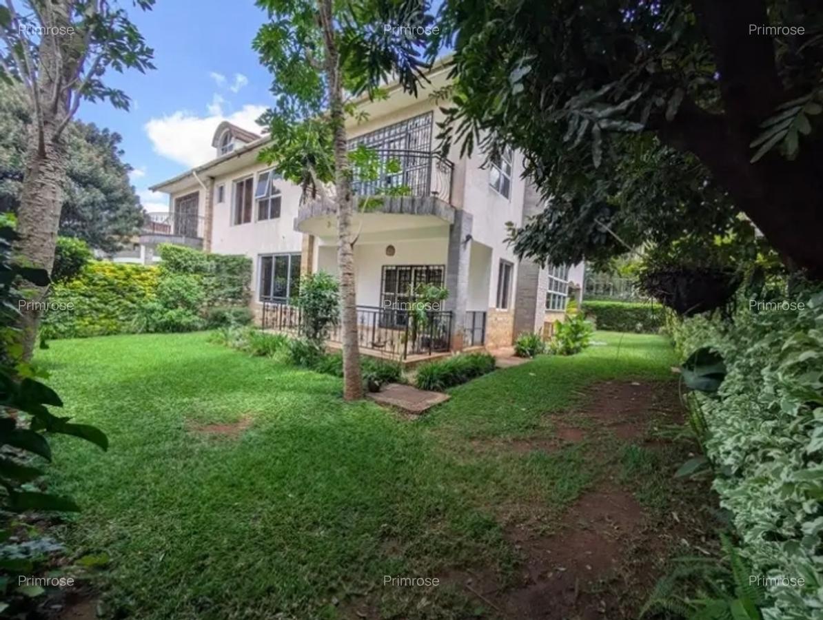 5 Bed Townhouse with En Suite in Spring Valley - 10