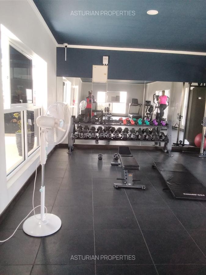 2 Bed Apartment with En Suite in Riverside - 13