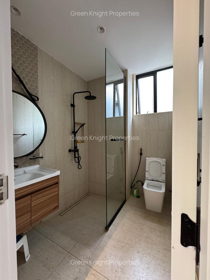 Serviced 3 Bed Apartment with En Suite in Westlands Area - 10