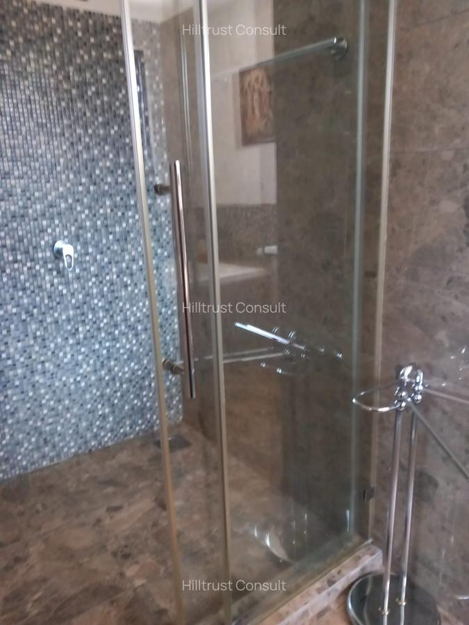 5 Bed Villa with En Suite in Lavington - 9