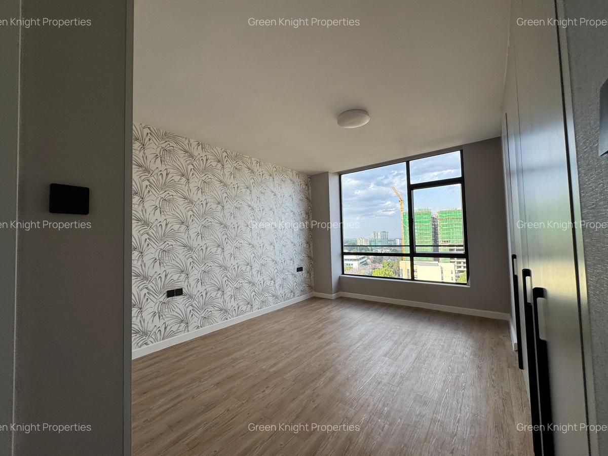 Serviced 3 Bed Apartment with En Suite in Westlands Area - 13