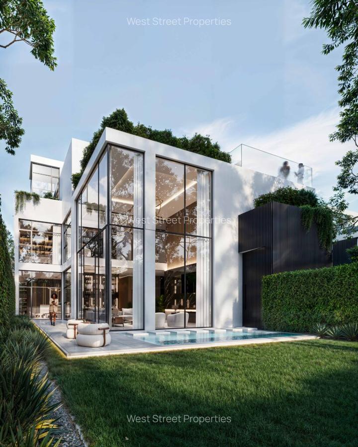 5 Bed Villa with En Suite at Lavington - 1