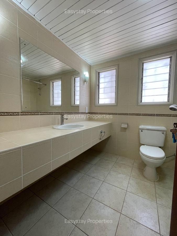 4 Bed Townhouse with Garden in Muthaiga - 17