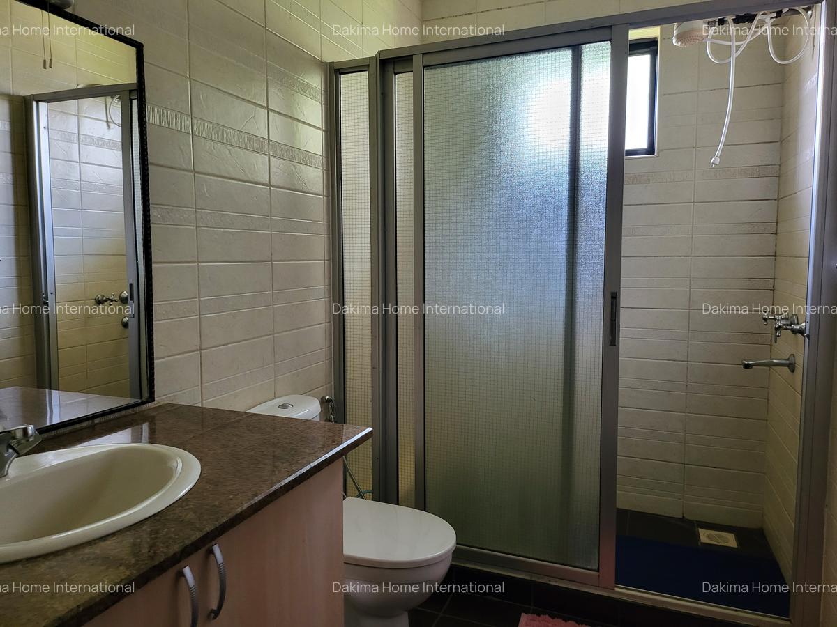 3 Bed Apartment with En Suite in Rhapta Road - 10