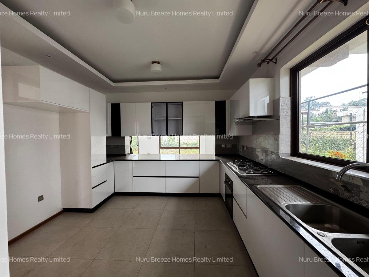 4 Bed Townhouse with En Suite in Runda - 13