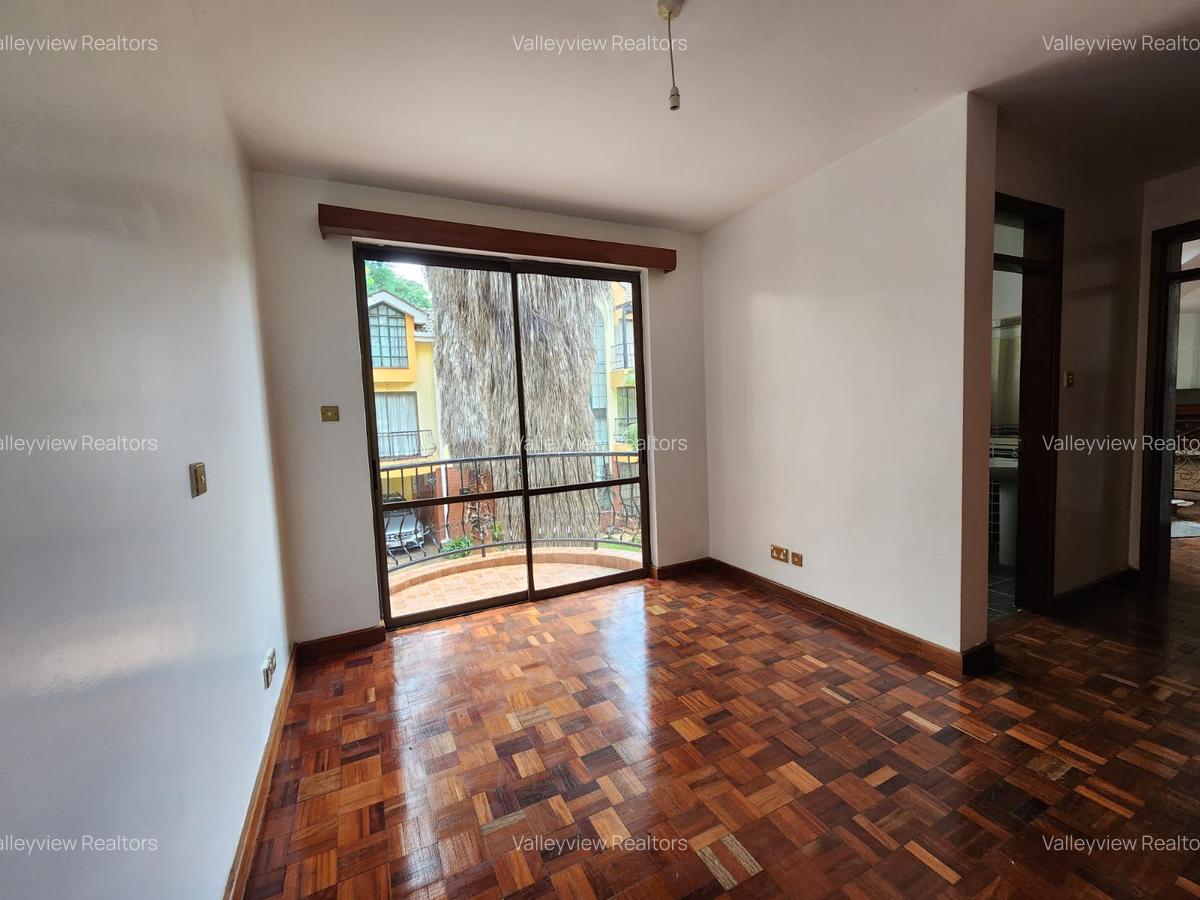 4 Bed Townhouse with En Suite at Kileleshwa - 14