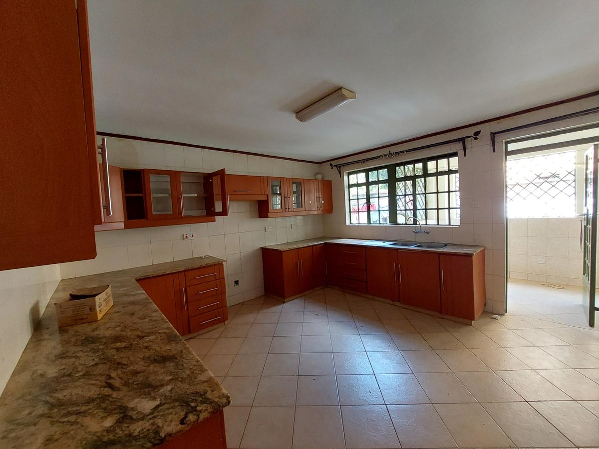 3 Bed Apartment with En Suite at Hamisi Road - 4