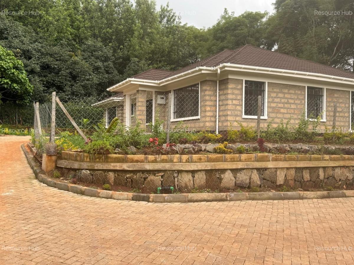 3 Bed House with En Suite at Next To The Hub - 2
