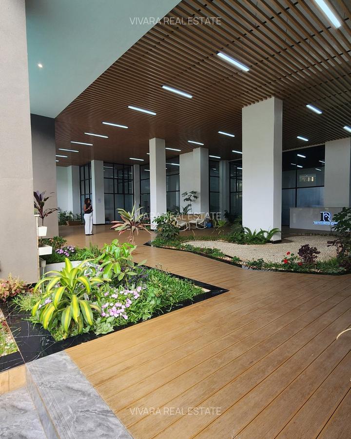 Serviced 3 Bed Apartment with En Suite at River - 1