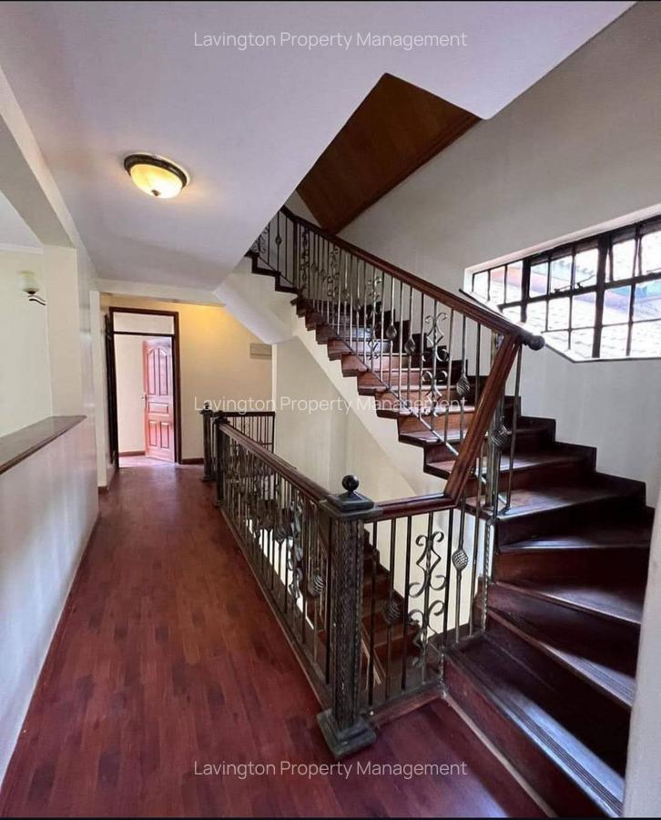 5 Bed Townhouse with En Suite at Lavington Green - 6
