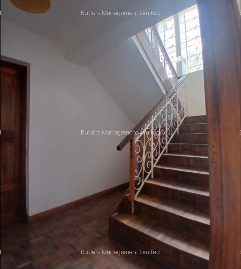 5 Bed Villa with En Suite at Mandera Road - 9