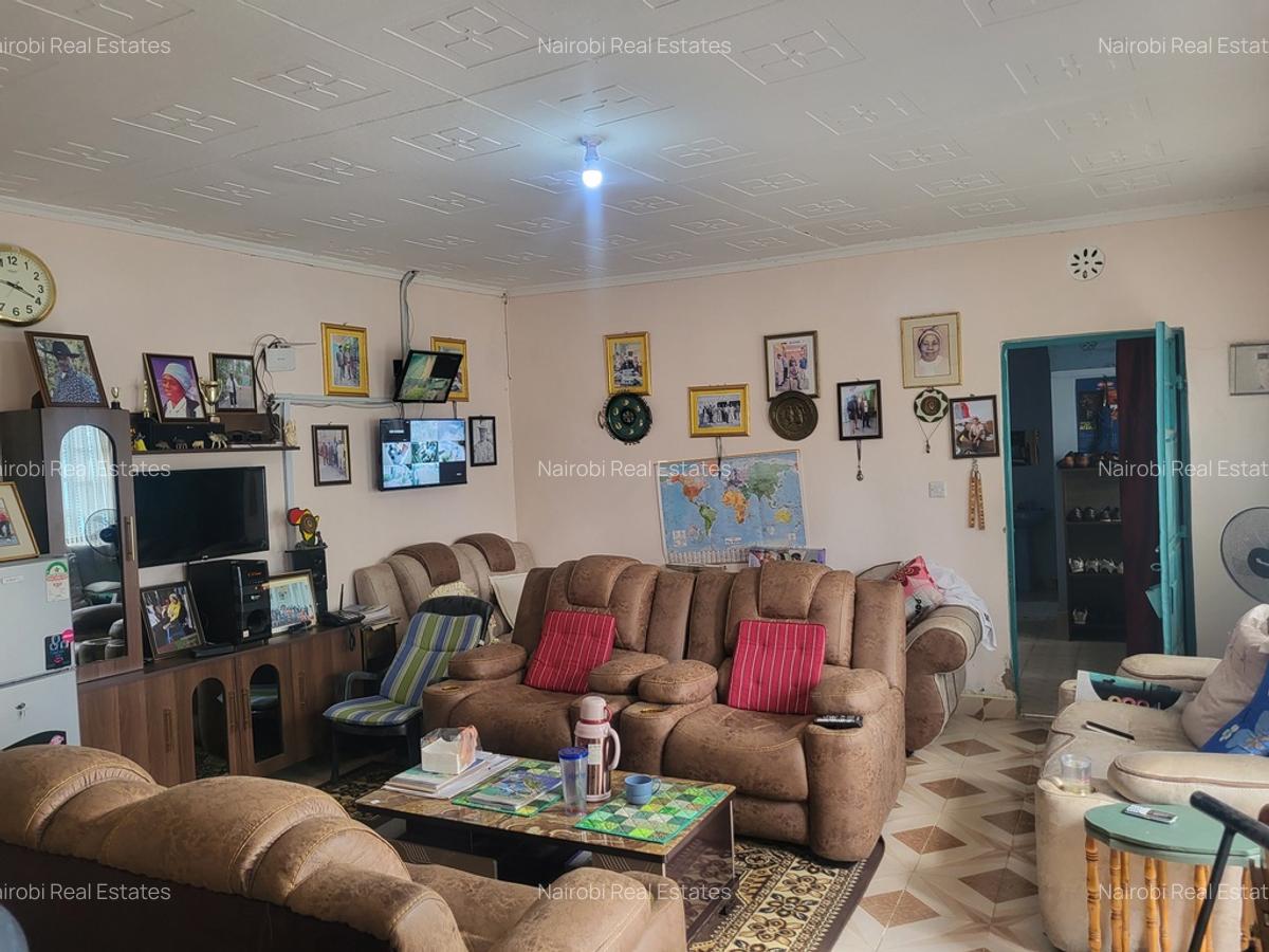 2 Bed House with En Suite in Narok - 4