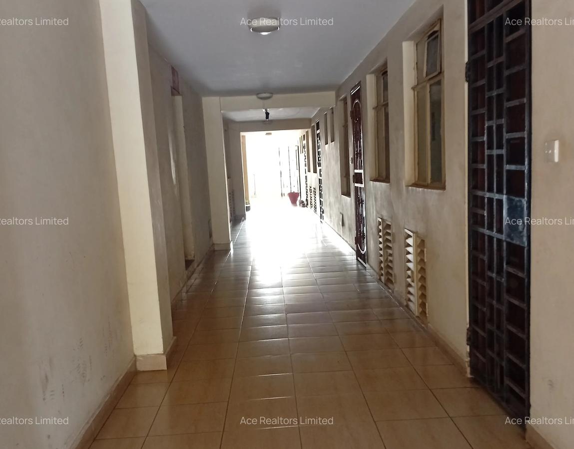 1 Bed Apartment with En Suite at Naivasha Road - 2
