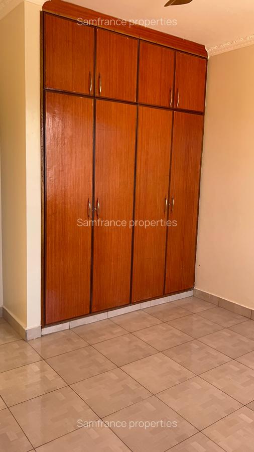 4 Bed House with En Suite at Coca-Cola - 6