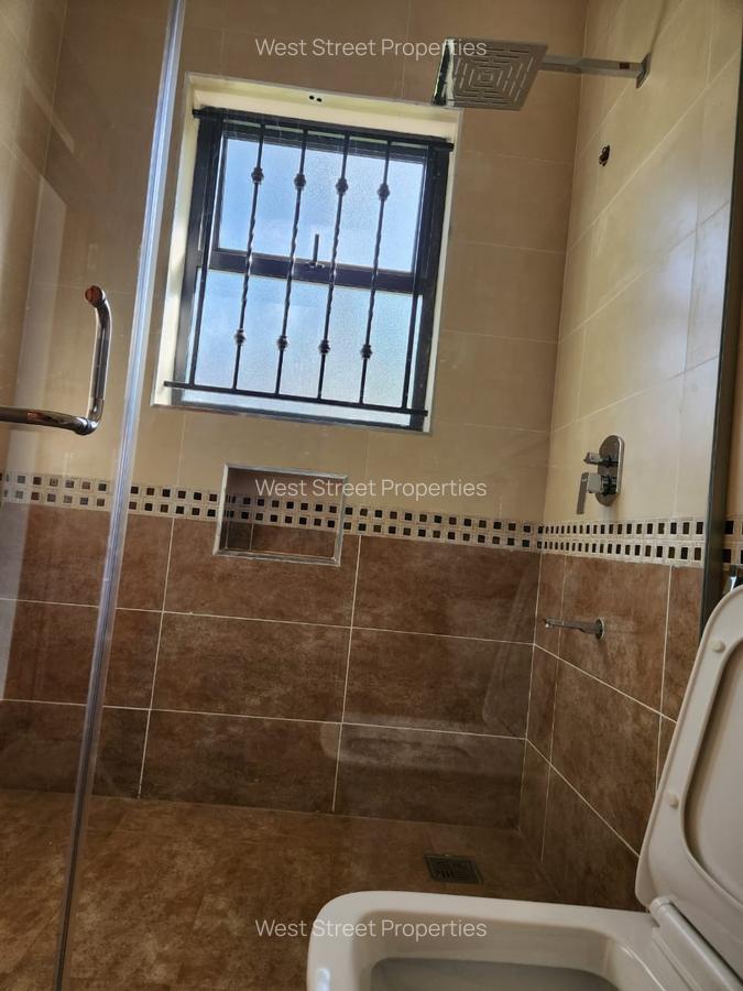 4 Bed Townhouse with Staff Quarters in Karen - 9