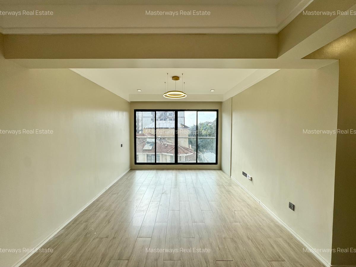 2 Bed Apartment with En Suite in Lavington - 8