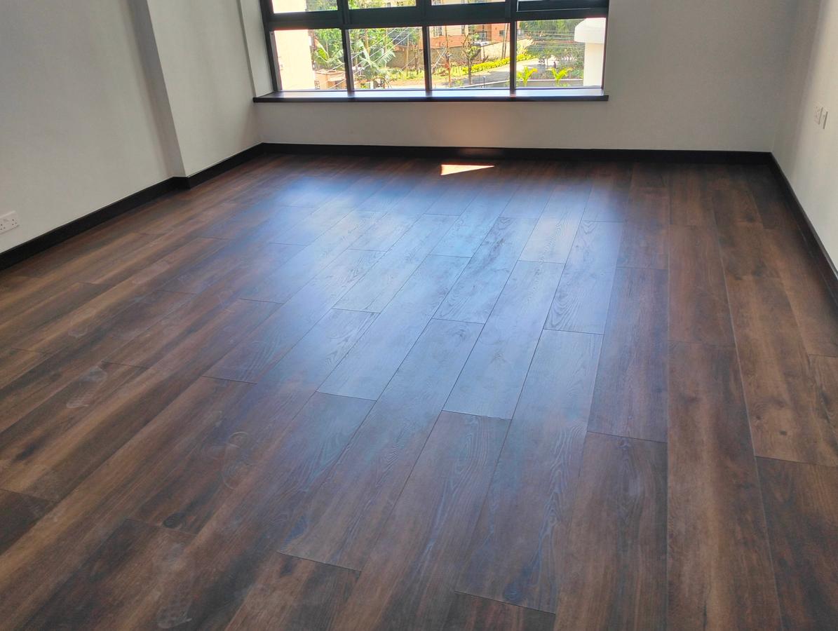 5 Bed Apartment with En Suite in Spring Valley - 19