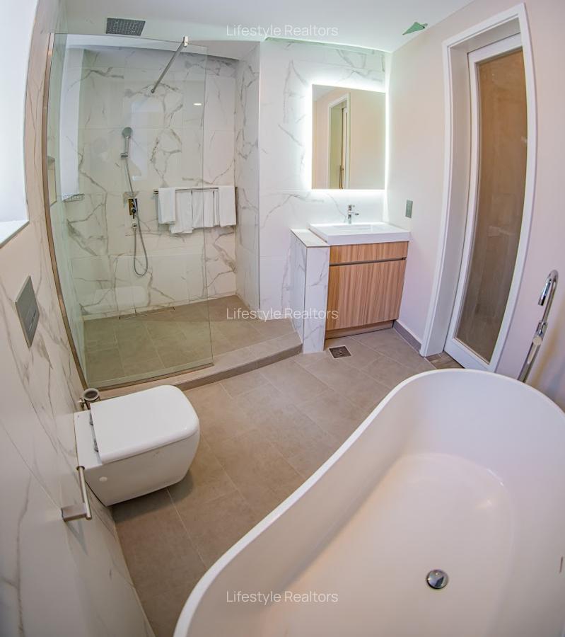 Serviced 2 Bed Apartment with En Suite at Southern Bypass - 12