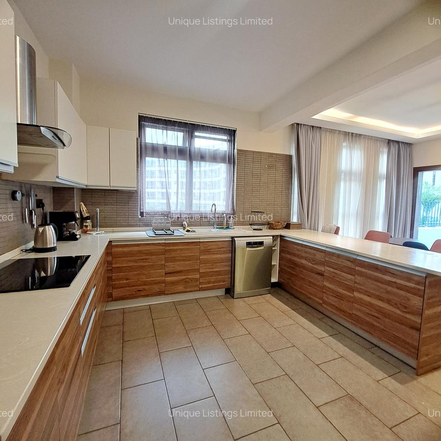 Serviced 3 Bed Apartment with En Suite in Spring Valley - 8