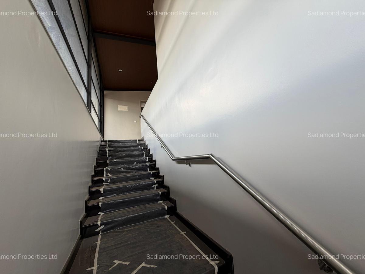 4 Bed Townhouse with Swimming Pool in Kiambu Road - 7