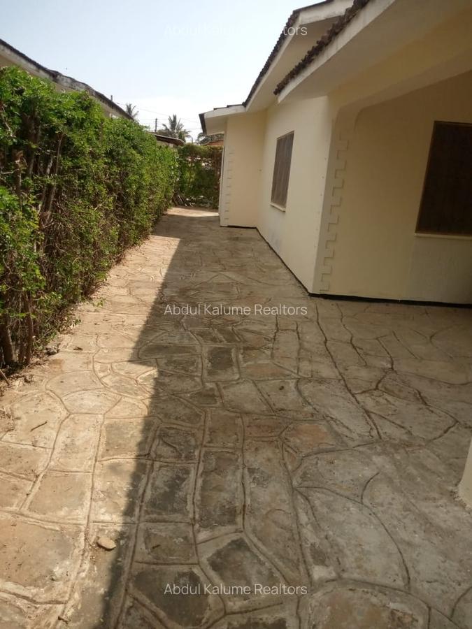 3 Bed House with En Suite at Bamburi - 14