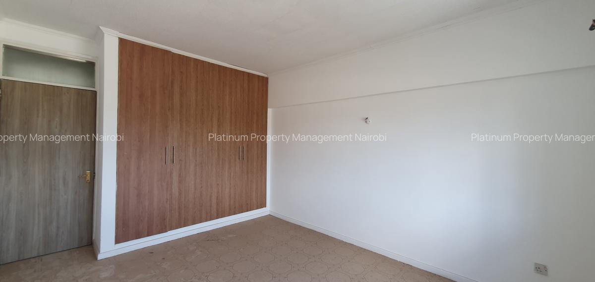 3 Bed Apartment with En Suite at Forest Lane - 10