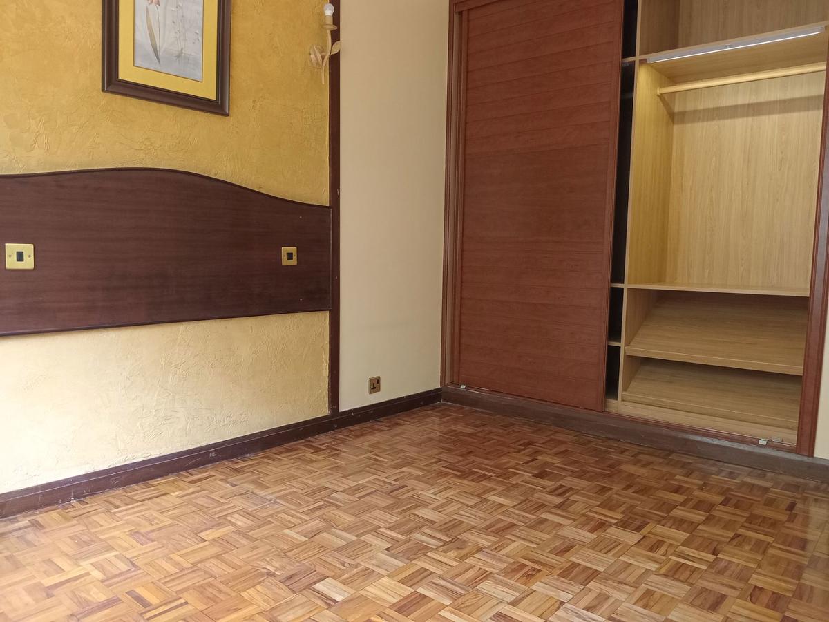 4 Bed Apartment with En Suite in Upper Hill - 14