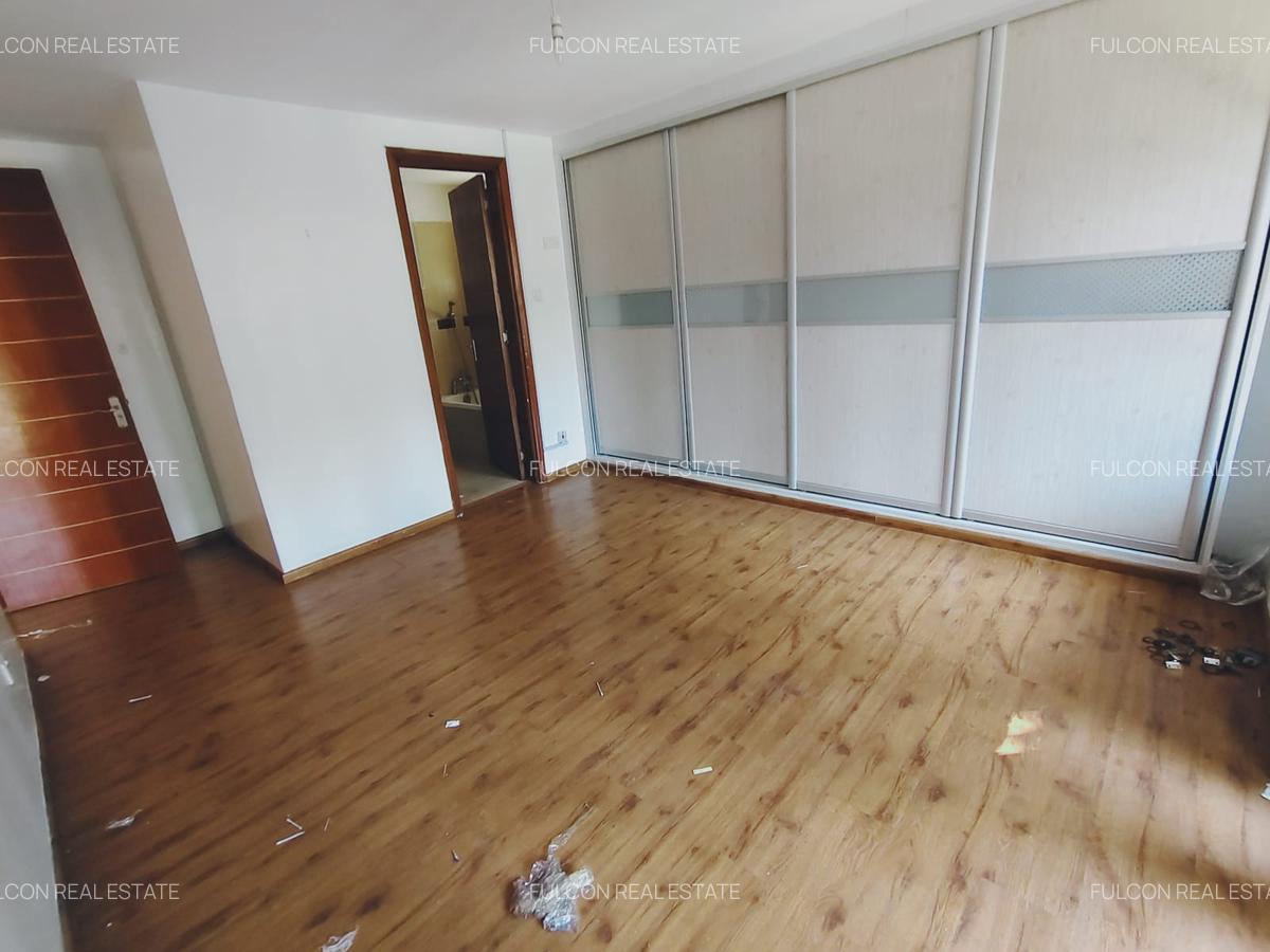 2 Bed Apartment with En Suite in Riverside - 1