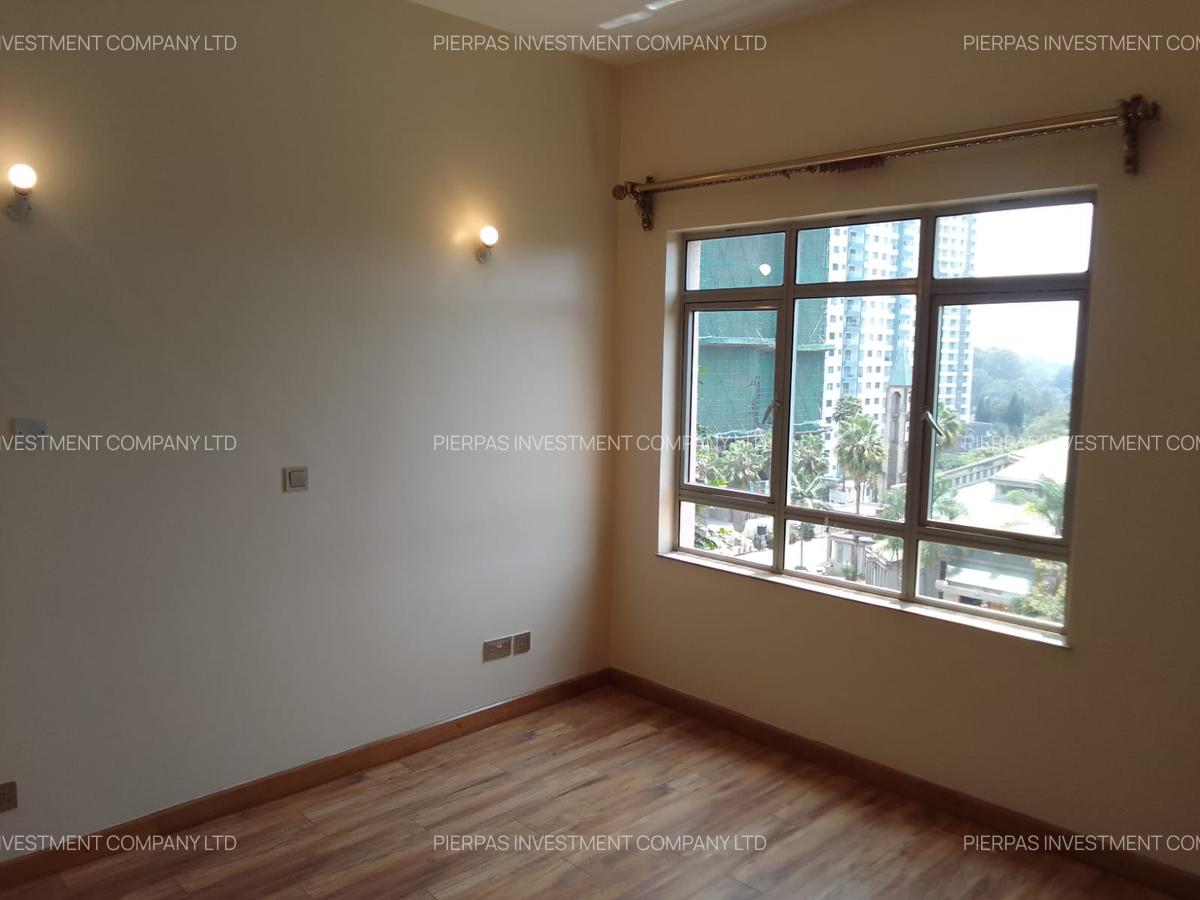 Serviced 3 Bed Apartment with En Suite in Kileleshwa - 19