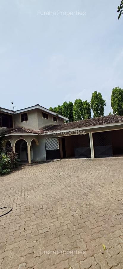 5 Bed House in Nyali Area - 1