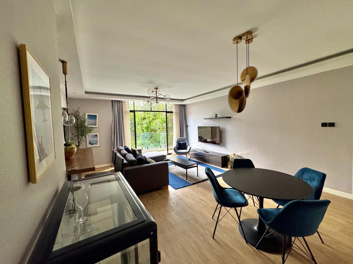 Furnished 2 Bed Apartment with En Suite in Brookside - 3
