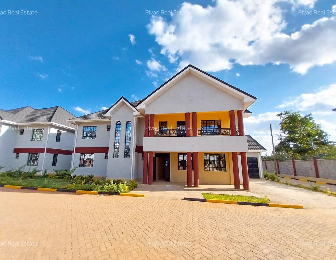 5 Bed Townhouse with En Suite in Kiambu Road - 1