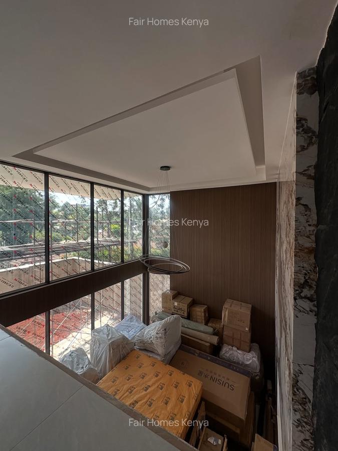 5 Bed Townhouse with En Suite at Lavington Green - 12