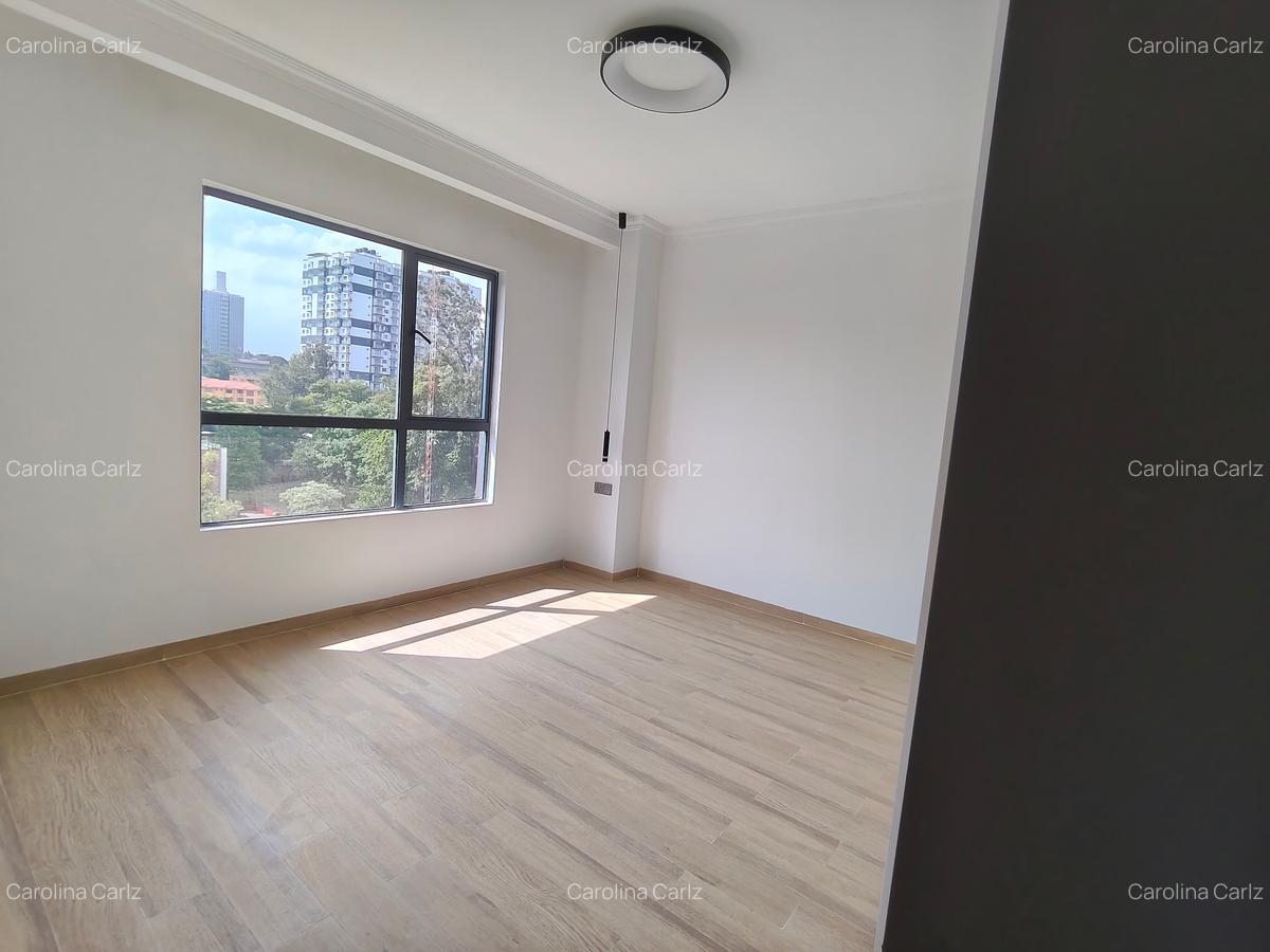 2 Bed Apartment with En Suite at Sports Rd/ Rhapta Road - 16