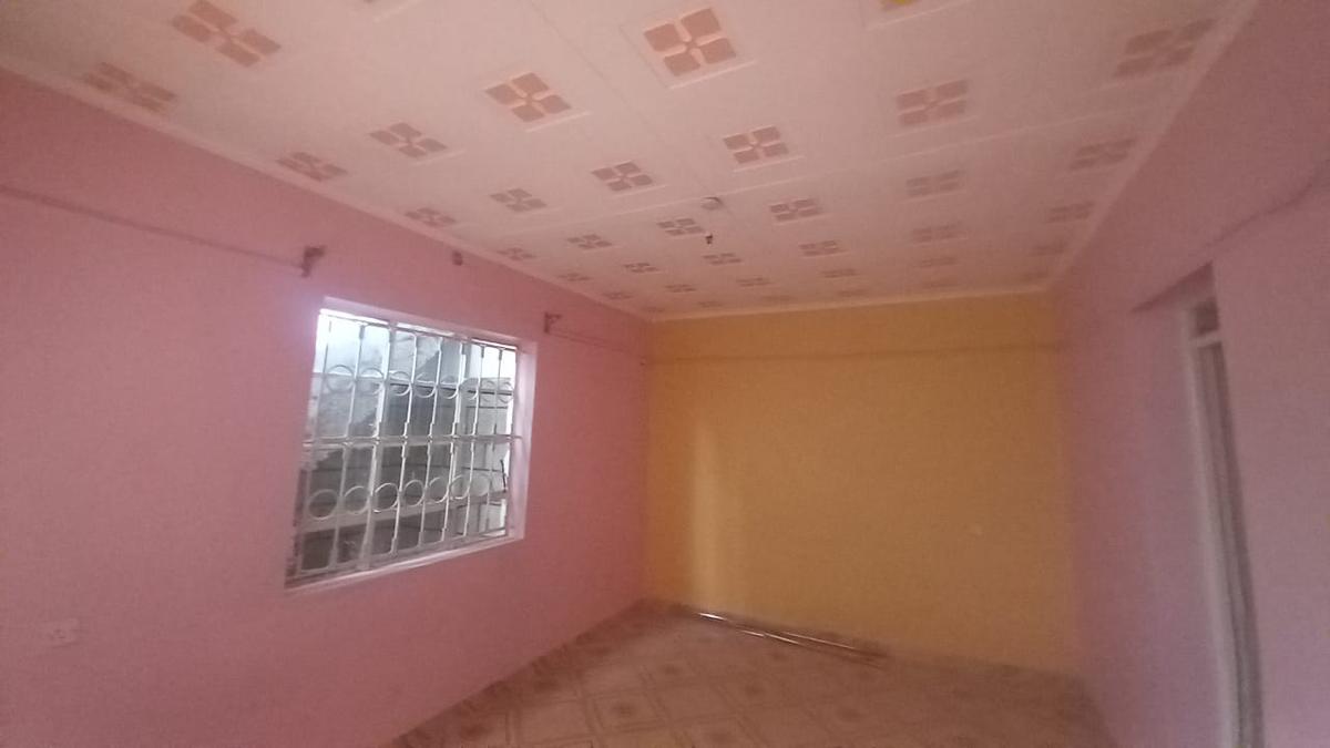 2 Bed Townhouse with En Suite at Donholm Phase 8 - 6