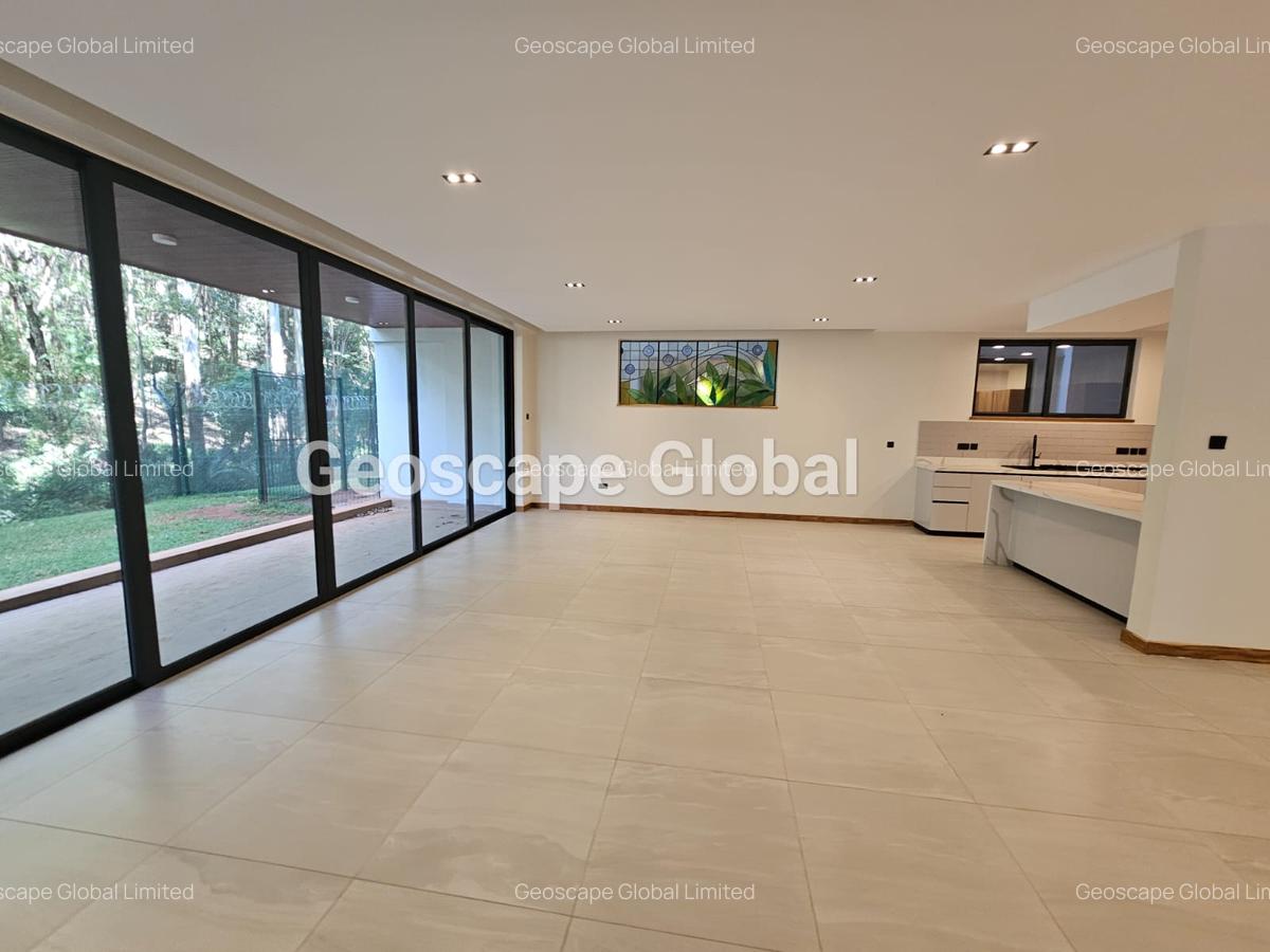 4 Bed Apartment with En Suite in Spring Valley - 4