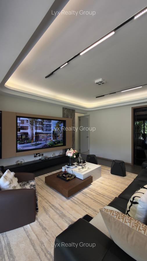 3 Bed Apartment with En Suite in Lavington - 6