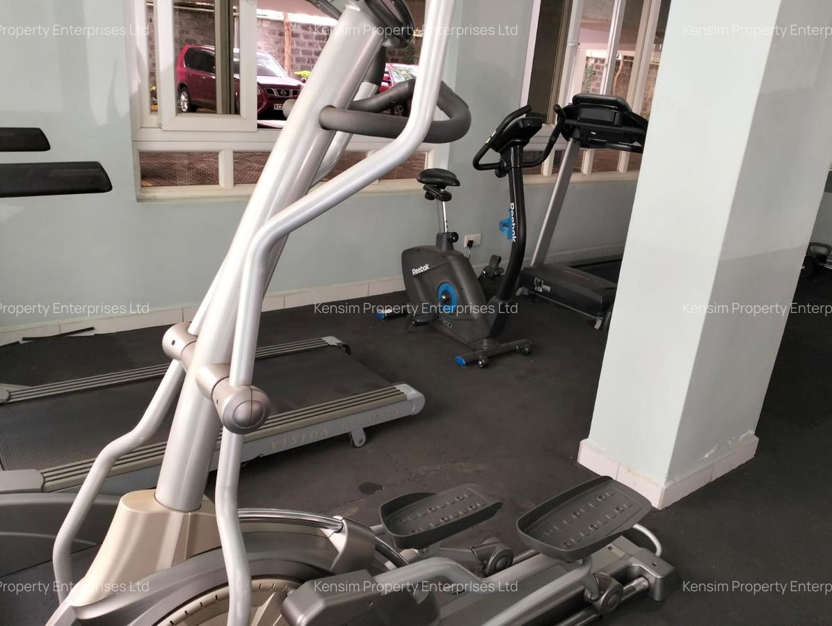 3 Bed Apartment with En Suite in Brookside - 11